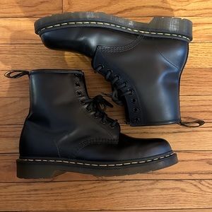 1460 Smooth Dr. Martens Boots